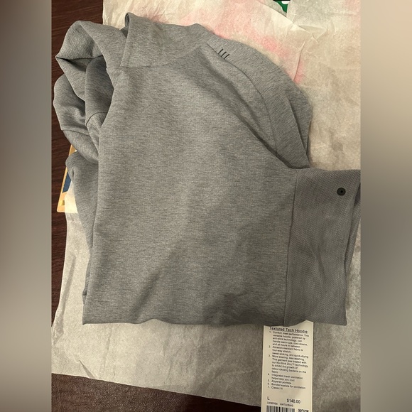 NWT!! Mens Lululemon Textured Tech Hoodie - Picture 6 of 6